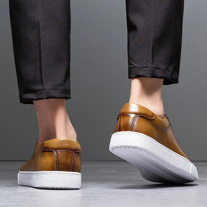 ZAPATOS DE PIEL CLÁSICOS