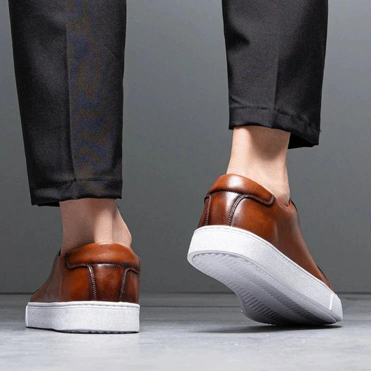 ZAPATOS DE PIEL CLÁSICOS