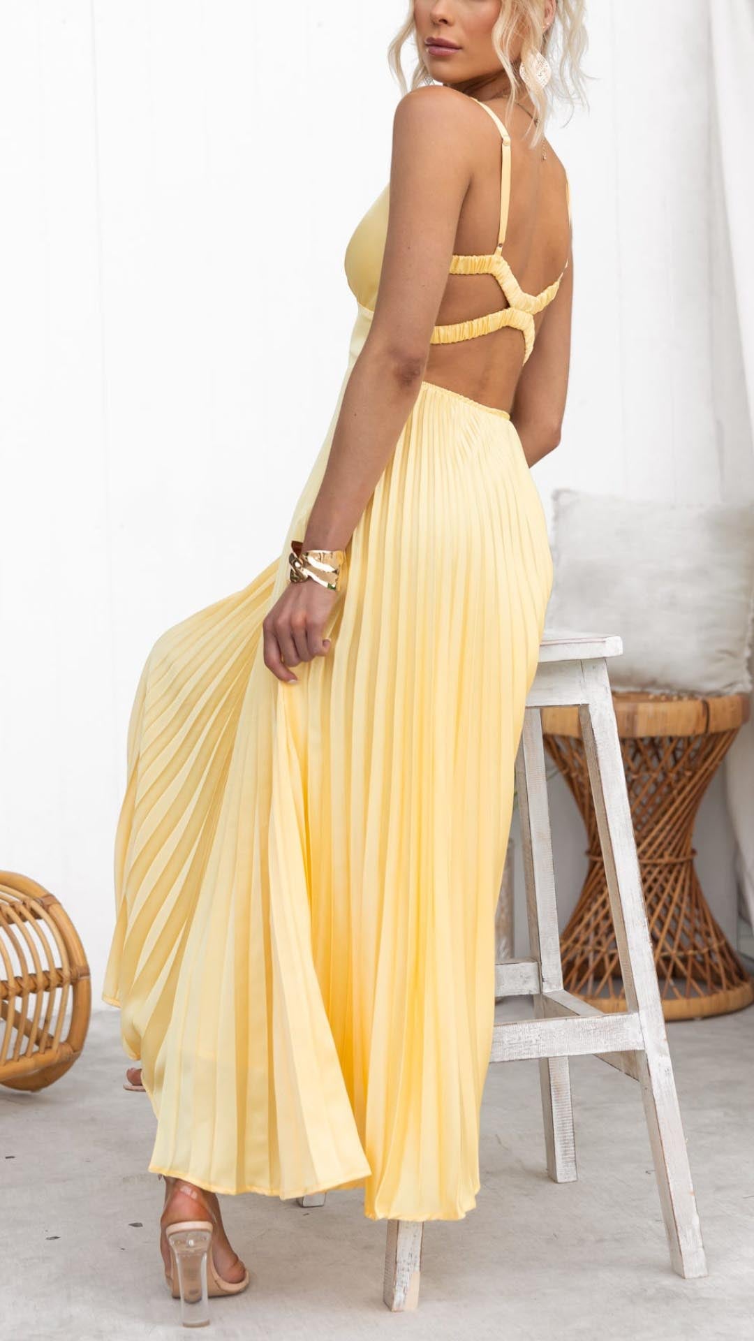 Aby - Vestido en V - Natalia Ruiz