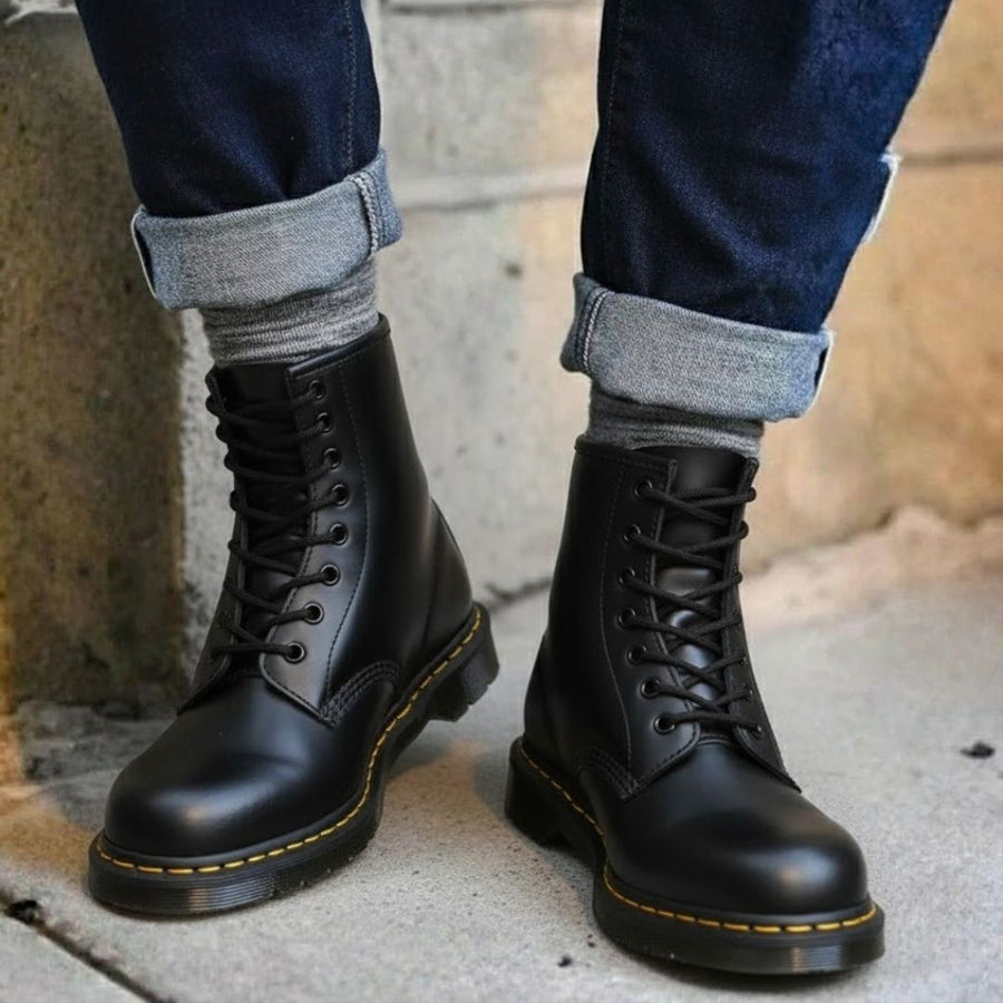 Botas de piel con cordones